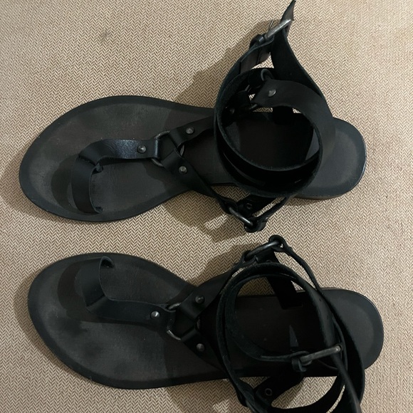 Black leather gladiator sandals with gunmetal grey hardware. Size 6 - Picture 3 of 4